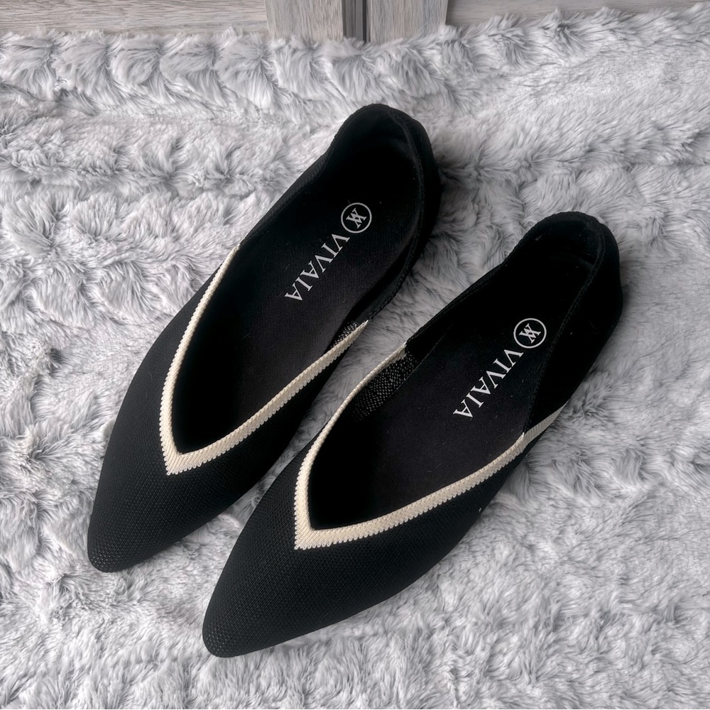 Vivaia Flats Sz 38/7-7.5 (US)